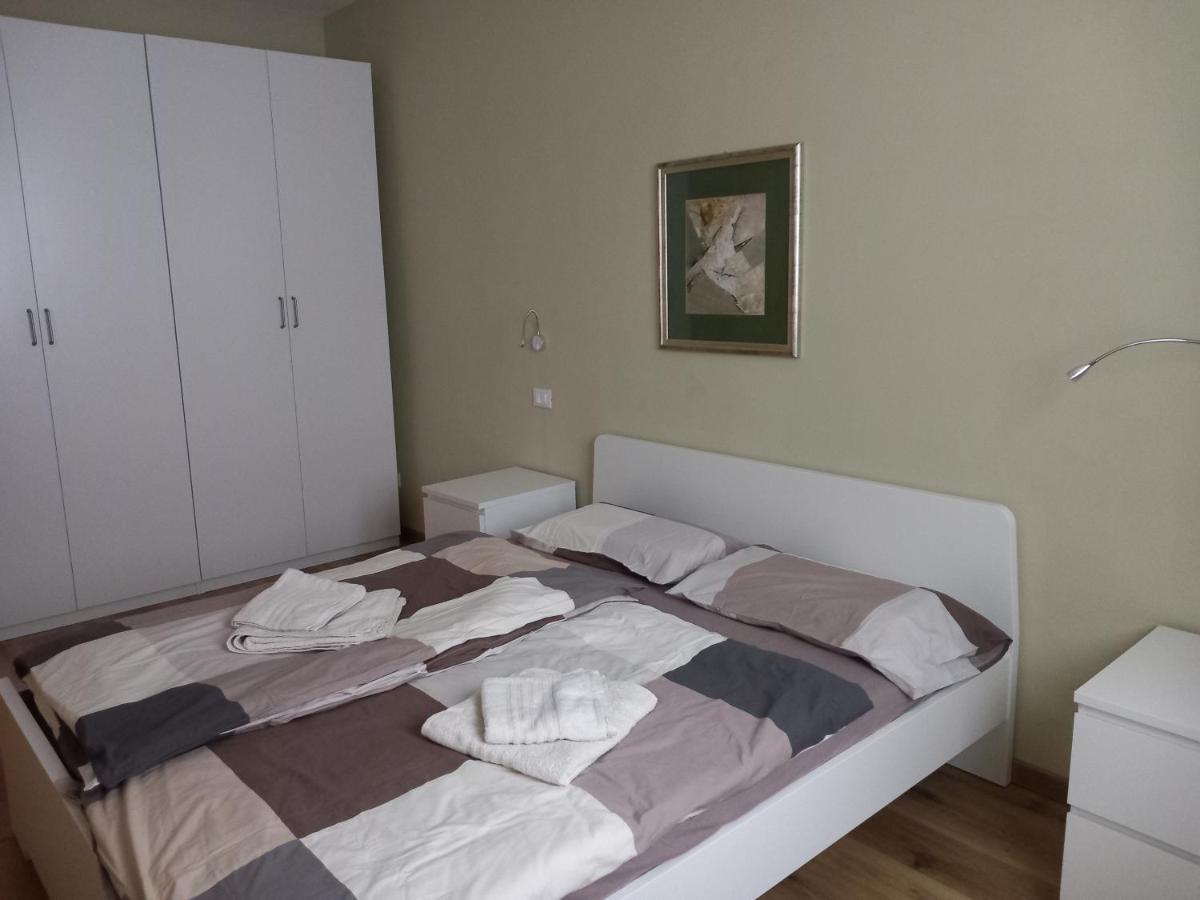 Sunshine Guesthouse Cannero Riviera Exterior photo